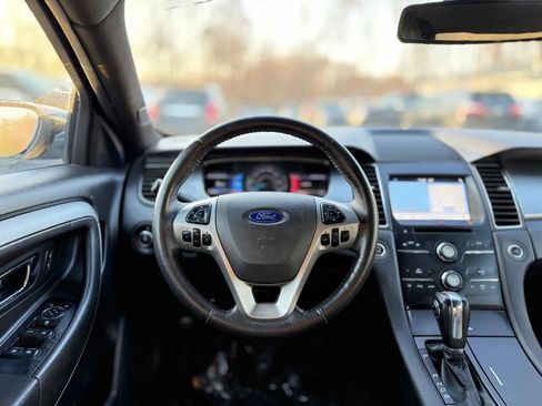 Used 2016 Ford Taurus SEL w/ Equipment Group 201A image 11