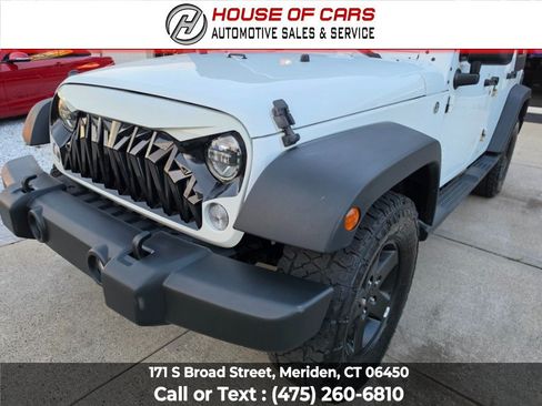 Used 2014 Jeep Wrangler Unlimited Sport w/ Quick Order Package 24S AWD/4WD image 9
