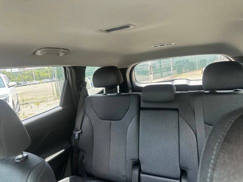Used 2023 Hyundai Santa Fe SEL w/ Cargo Package FWD image 15