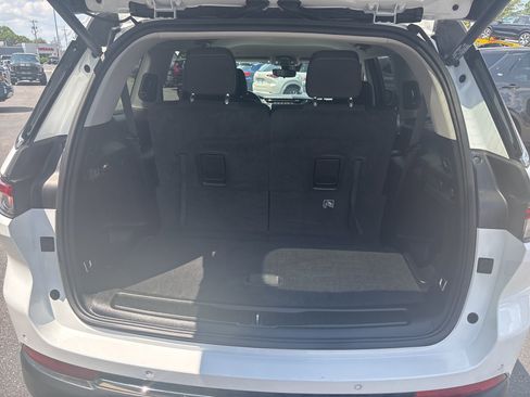 Used 2022 Jeep Grand Cherokee L Laredo w/ Luxury Tech Group I image 5