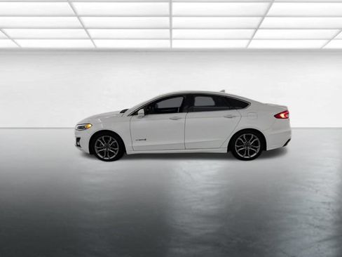 Used 2019 Ford Fusion Titanium FWD image 5