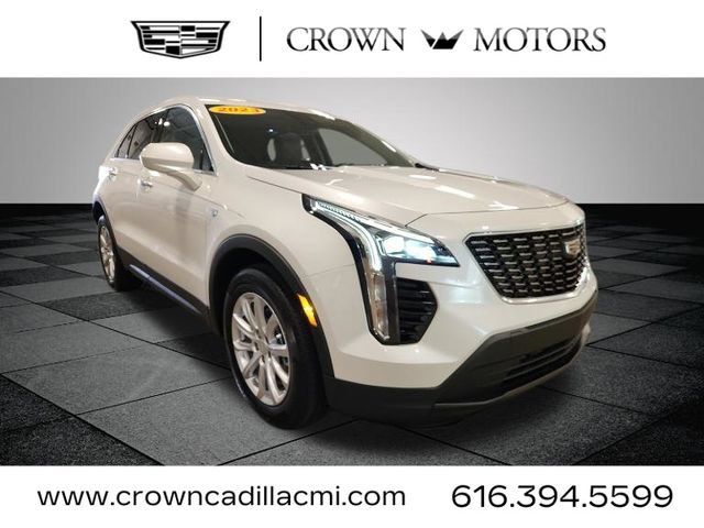 Certified 2023 Cadillac XT4 Luxury w/ Driver Awareness Package FWD image 1
