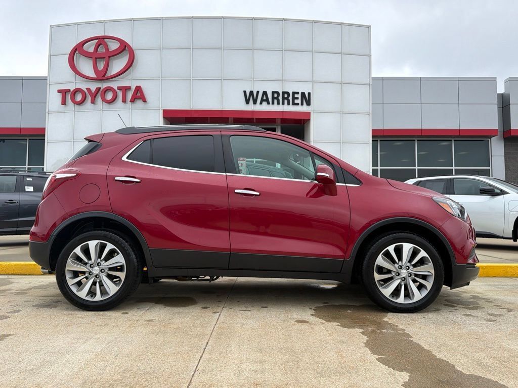 Used 2019 Buick Encore Preferred FWD image 3