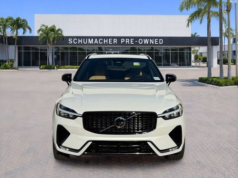 Used 2024 Volvo XC60 B5 Ultimate w/ Protection Package Premier AWD/4WD image 2
