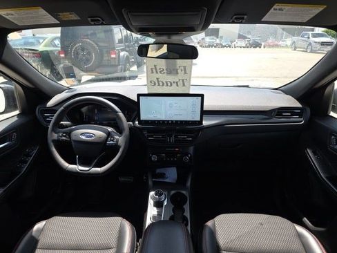 Used 2023 Ford Escape ST-Line w/ Tech Pack #1 AWD/4WD image 15