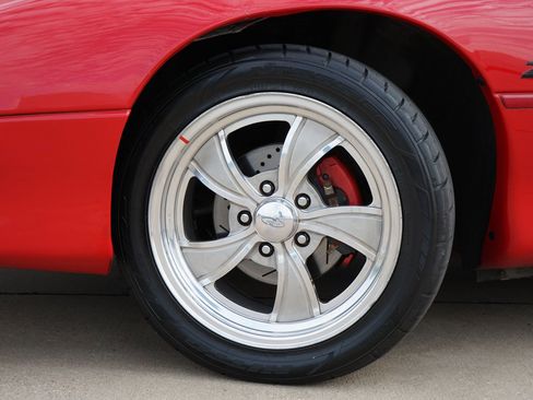 Used 1995 Chevrolet Camaro Z28 image 35