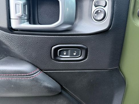 Used 2020 Jeep Wrangler Unlimited Rubicon w/ Quick Order Package 28Y Recon image 14