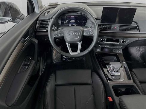 Certified 2025 Audi Q5 2.0T Premium Plus w/ Premium Plus Package image 21