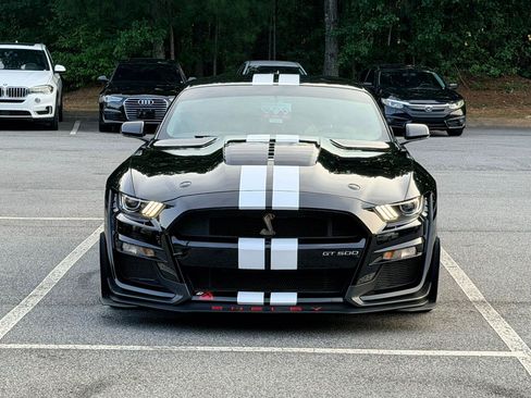 Used 2022 Ford Mustang Shelby GT500 w/ Handling Package RWD image 2