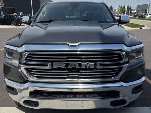 Used 2020 RAM 1500 Laramie AWD/4WD image 2