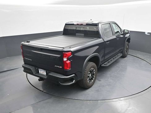 Used 2022 Chevrolet Silverado 1500 ZR2 w/ Technology Package AWD/4WD image 39