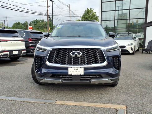 Used 2022 INFINITI QX60 Sensory w/ Vision Package AWD/4WD image 2
