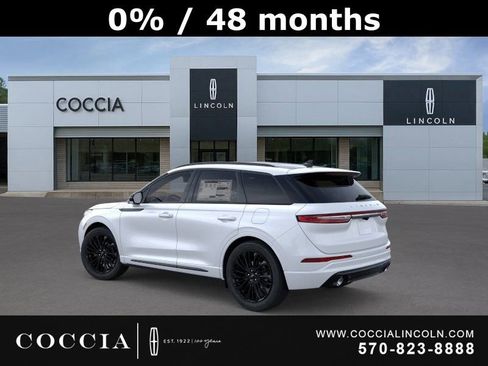 New 2026 Lincoln Corsair Reserve w/ Jet Appearance Package AWD/4WD image 4