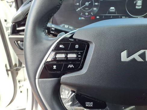 Used 2023 Kia Niro Wind FWD image 15