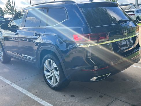 Certified 2022 Volkswagen Atlas SE AWD/4WD image 8