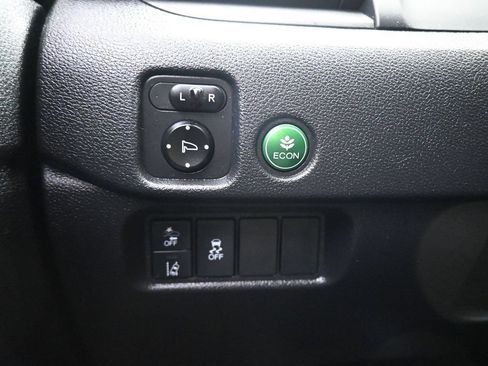 Used 2019 Honda Pilot LX image 24