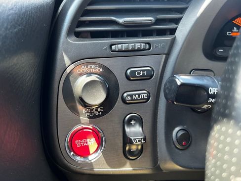 Used 2000 Honda S2000 image 27