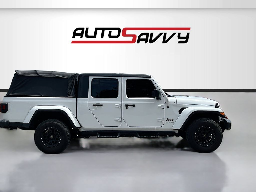 Used 2023 Jeep Gladiator Sport AWD/4WD image 8