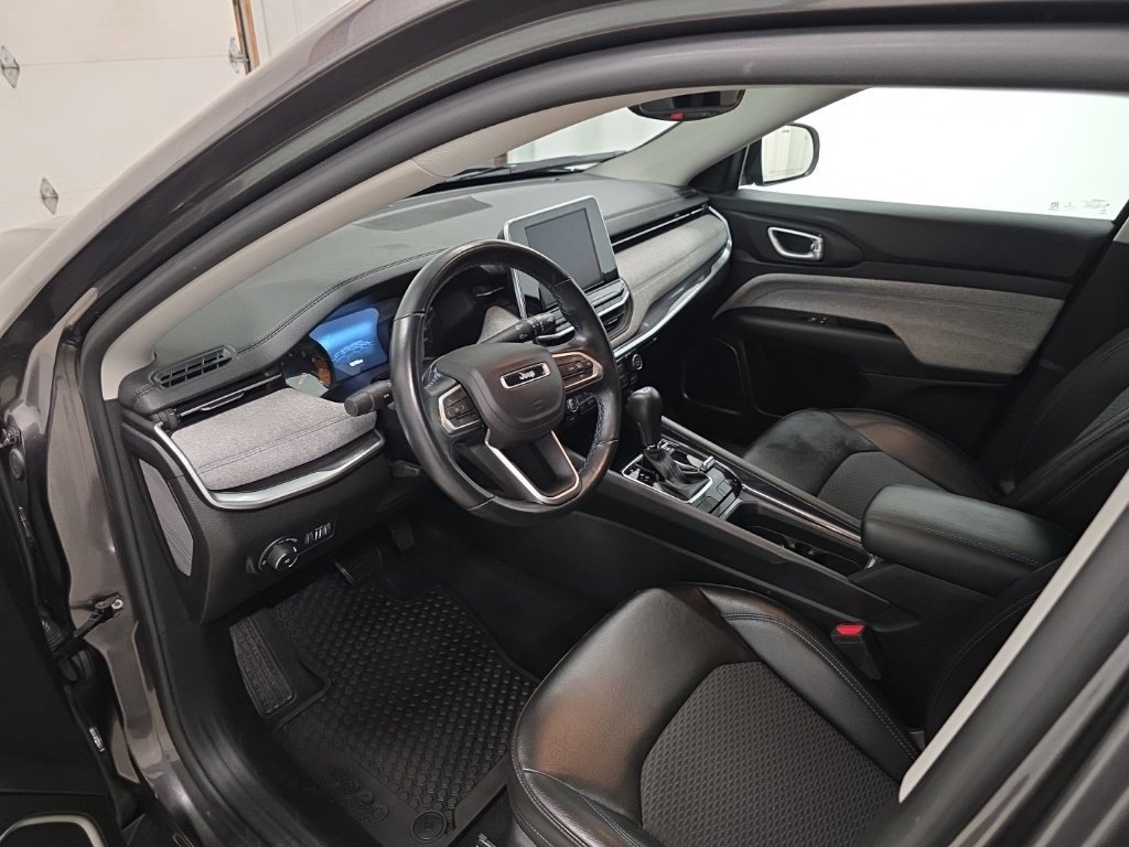 Used 2022 Jeep Compass Latitude w/ Convenience Group AWD/4WD image 13