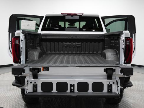 New 2025 GMC Sierra 2500 SLT w/ SLT Premium Package image 13
