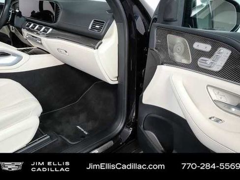 Used 2024 Mercedes-Benz GLS 63 AMG 4MATIC image 25