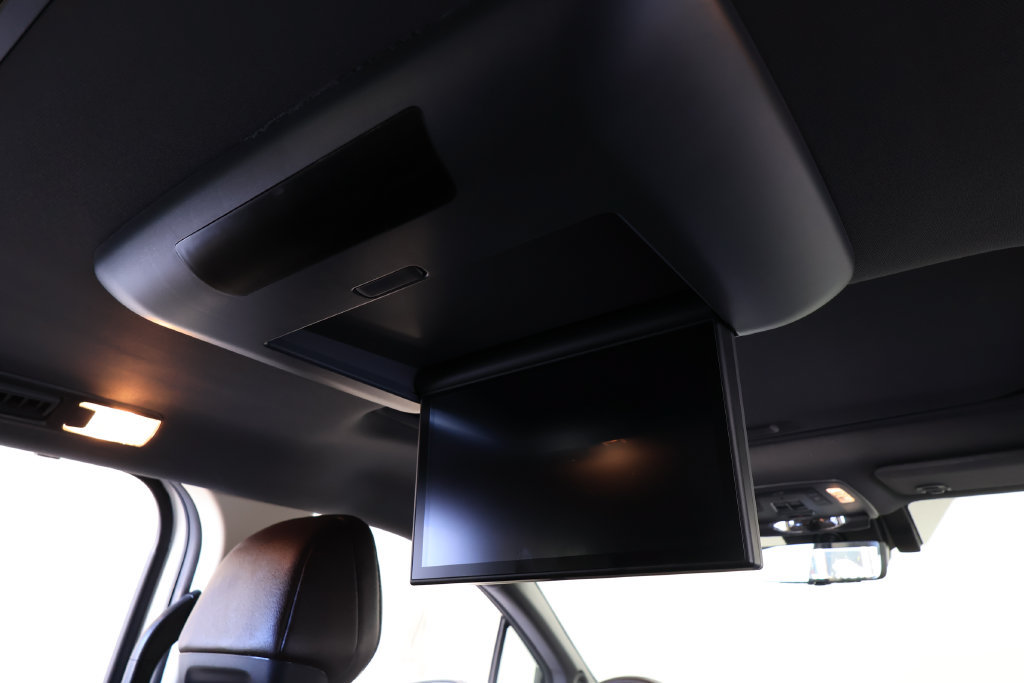Used 2024 Toyota Sienna Platinum FWD image 26