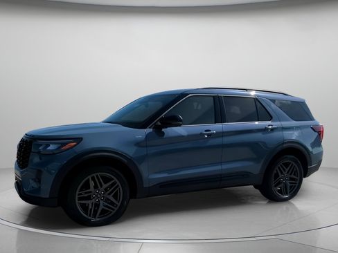 New 2026 Ford Explorer ST-Line image 13