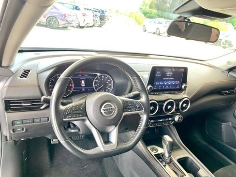 Used 2022 Nissan Sentra SR FWD image 14
