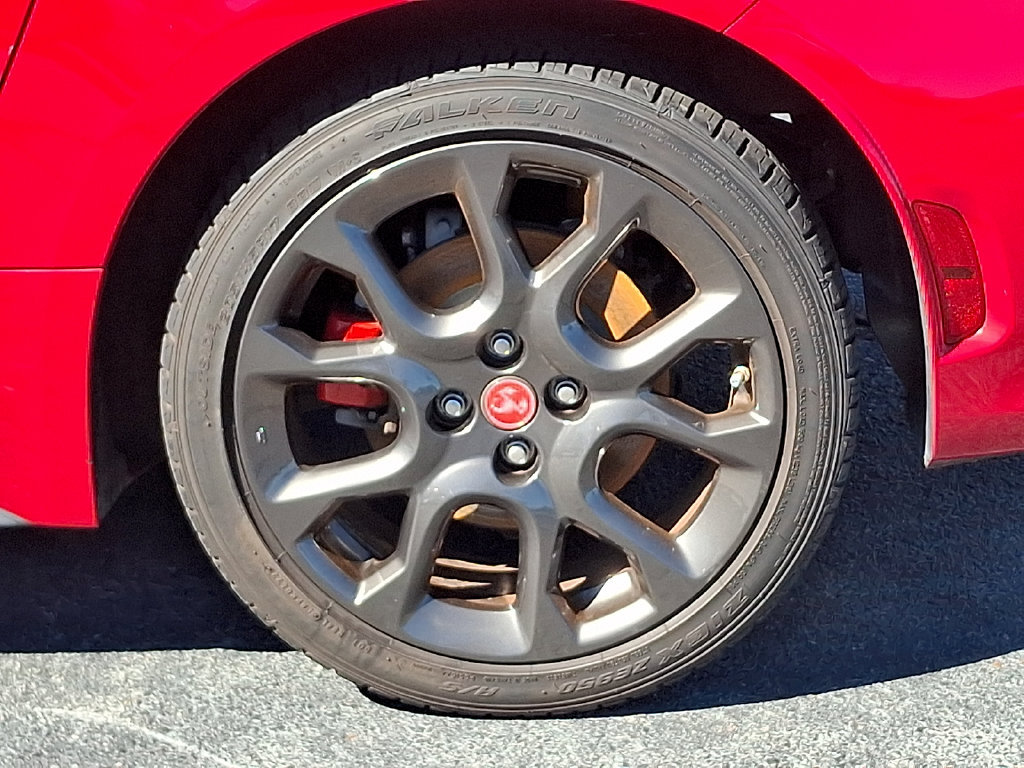 Used 2017 FIAT 124 Spider Abarth RWD image 8
