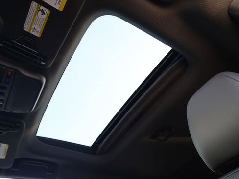 New 2026 Subaru Outback Limited image 8