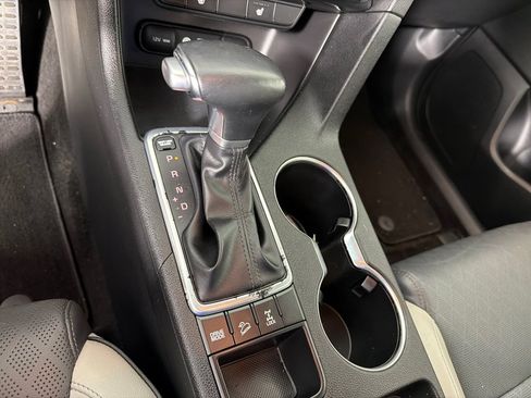 Used 2019 Kia Sportage EX w/ EX Sport Appearance Package AWD/4WD image 17