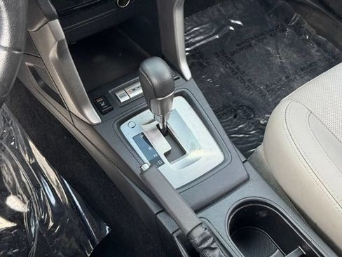 Used 2018 Subaru Forester 2.5i Limited AWD/4WD image 17
