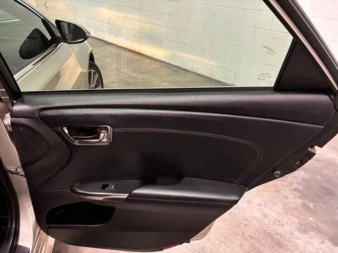Used 2014 Toyota Avalon XLE Touring image 54