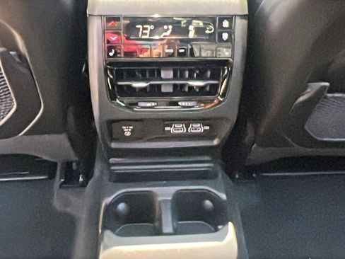 New 2025 Jeep Grand Cherokee L Limited w/ Luxury Tech Group II image 22