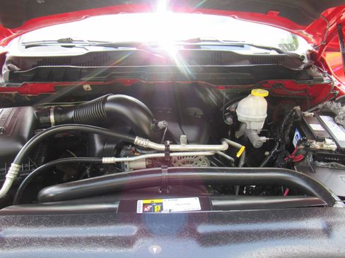 Used 2019 RAM 1500 Big Horn image 12