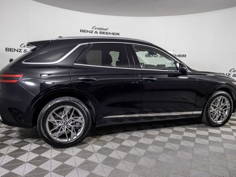 Used 2025 Genesis GV70 2.5T AWD/4WD image 4