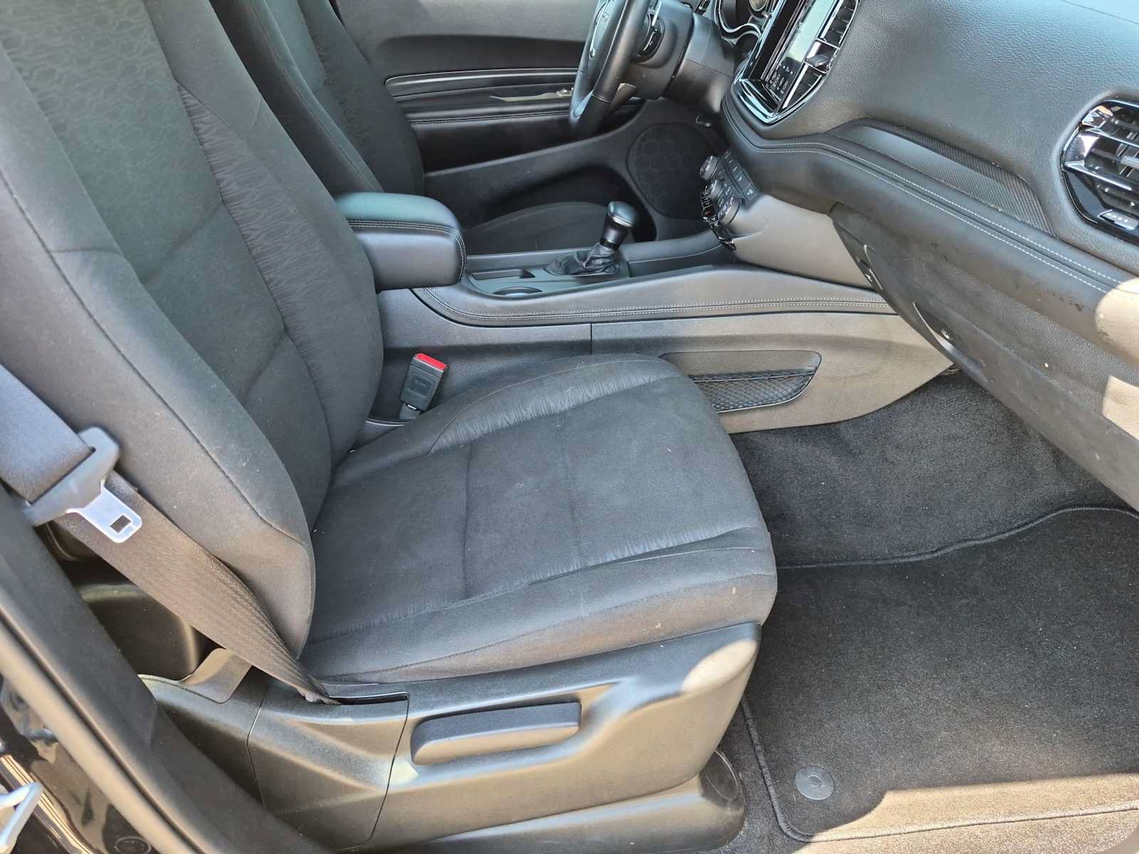 Used 2022 Dodge Durango GT w/ Blacktop Package AWD/4WD image 21