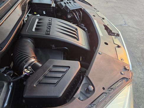 Used 2011 Chevrolet Equinox LT image 41