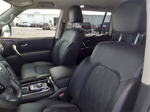 Used 2024 Nissan Armada Platinum w/ Captain's Chairs Package image 13