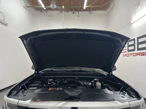 Used 2018 Chevrolet Silverado 1500 LT w/ All Star Edition AWD/4WD image 5