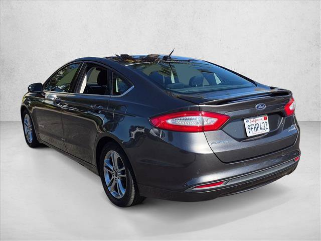 Used 2016 Ford Fusion SE FWD image 7