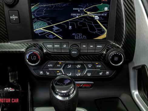 Used 2015 Chevrolet Corvette Z06 w/ 3LZ Preferred Equipment Group RWD image 89