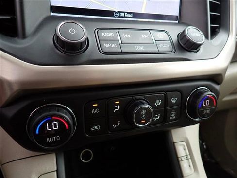 Used 2019 GMC Acadia Denali w/ Technology Package AWD/4WD image 24