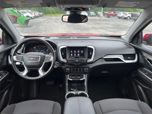 Used 2023 GMC Terrain SLE image 14
