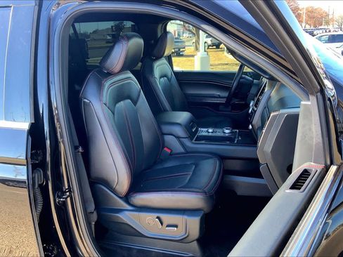 Certified 2021 Ford Expedition Limited image 8