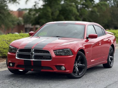 Used 2012 Dodge Charger R/T RWD image 2