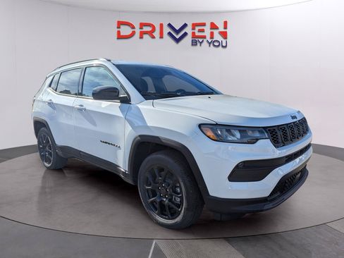 New 2026 Jeep Compass Latitude w/ Quick Order Package 29K AWD/4WD image 7