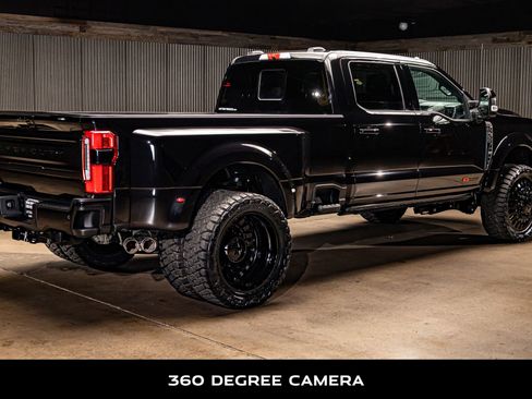 Used 2026 Ford F450 Platinum w/ FX4 Off-Road Package image 10