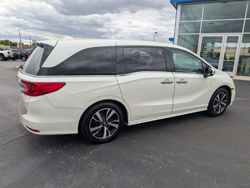 Used 2018 Honda Odyssey Elite image 8
