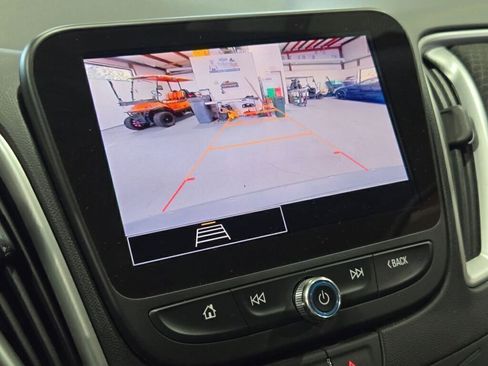 Used 2024 Chevrolet Malibu LT image 23